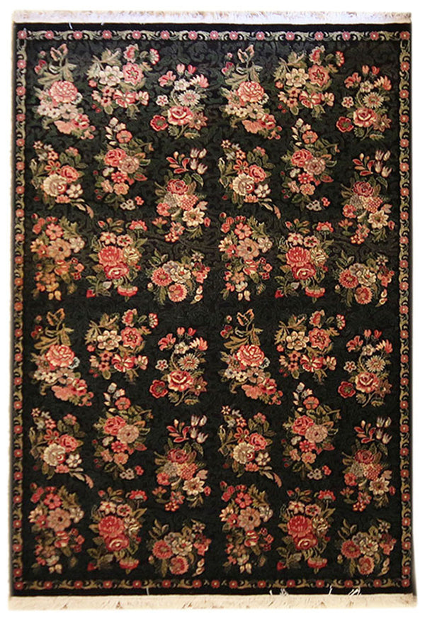 4.7x6.9 Pakistani Floral Motif - Main Street Oriental Rugs
